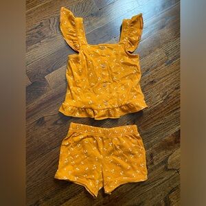Carters 3T toddler girl matching set ruffle flutter top shorts golden yellow